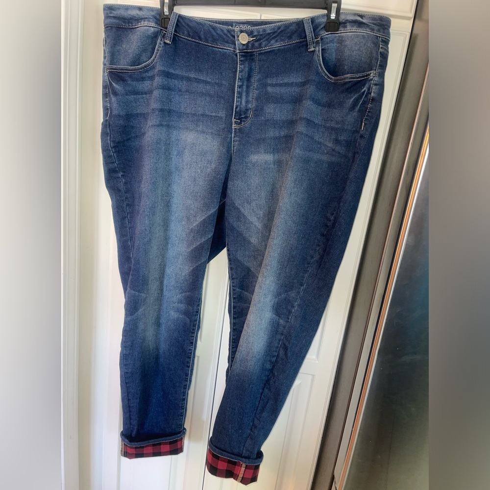 M Jeans By Maurices Mid Rise Womens Plus Size 24W Reg Buffalo Plaid Cuff